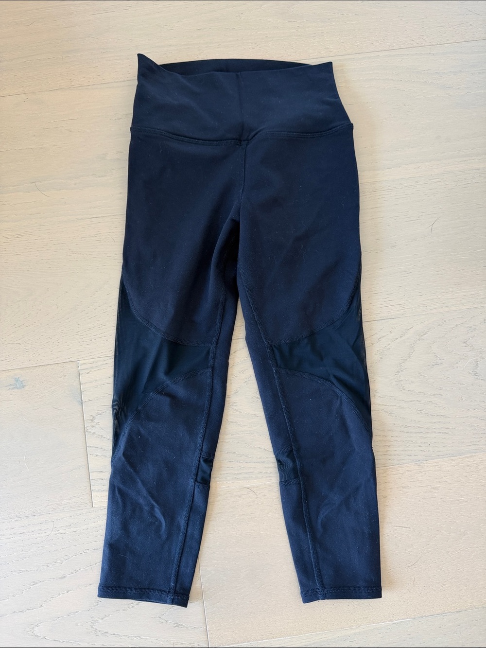 ALO Yoga high waist capri pants S